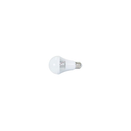 Foco Mlesso led bulbo 12w frío contra agua